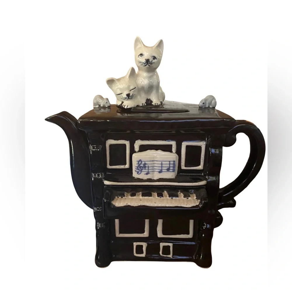 Vintage Andrea by Sadek Collection Teapot Cats And Kittens on Piano